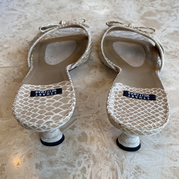 Stuart Weitzman Leather Cream Sandal - Picture 4 of 7